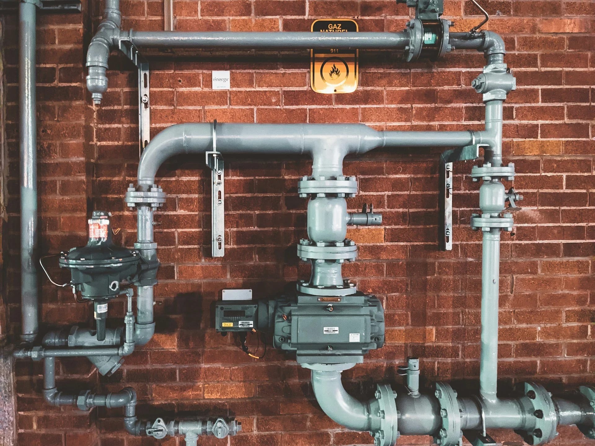 How to Choose a Reliable Renovation Contractor in Dubai: 10 Essential Criteria
